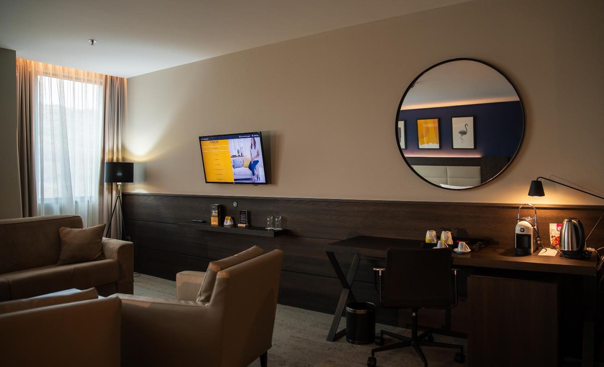Voco - Podgorica By Ihg Hotel Exterior photo